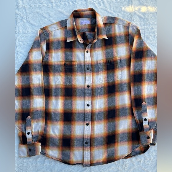 Gap Man’s L Flannel Shirt - Picture 3 of 13